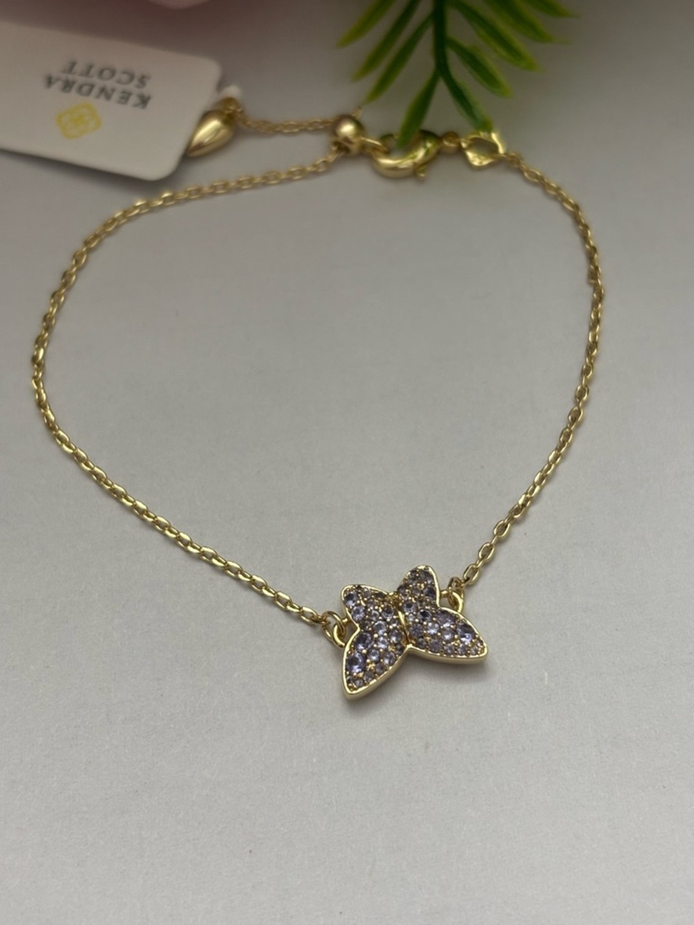 NWT Kendra Scott Lillia Butterfly Gold Delicate Bracelet in Violet Crystal - Picture 2 of 6